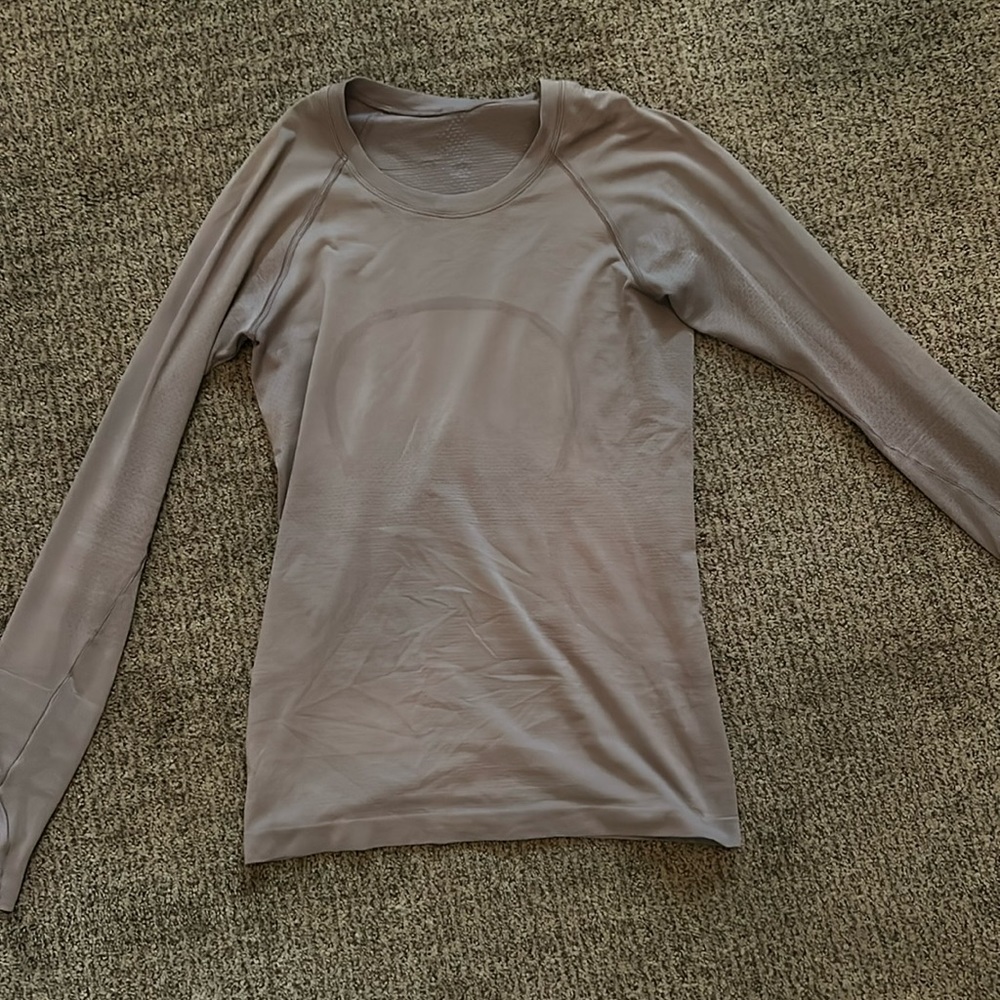 purple ish lululemon long sleeve swiftly tech